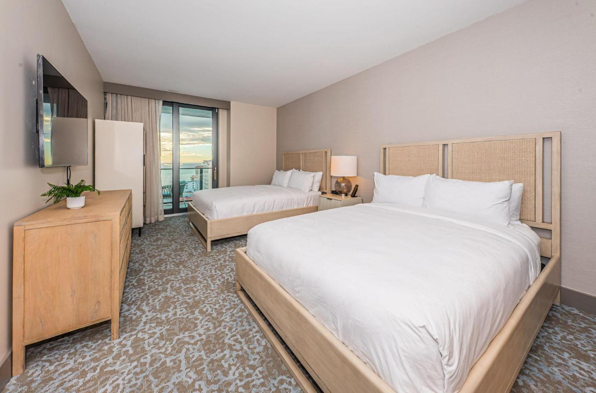 1612 - Beachfront Condo Clearwater Beach Exterior photo